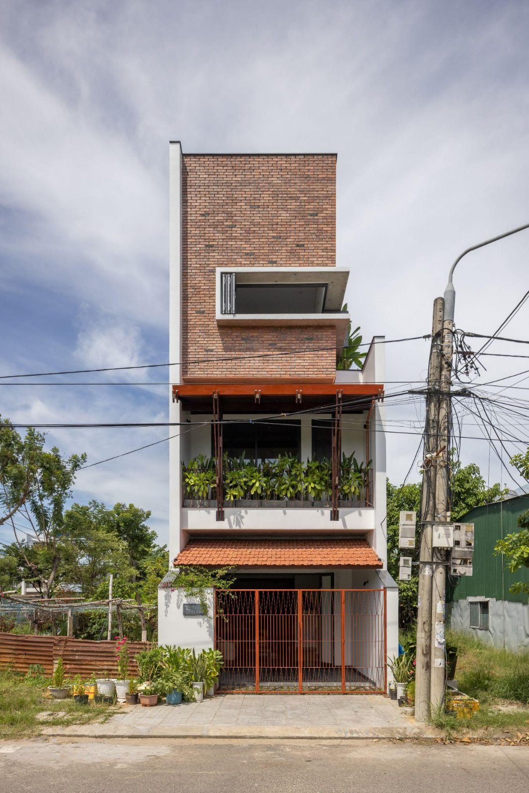 GAO LUT HOUSE